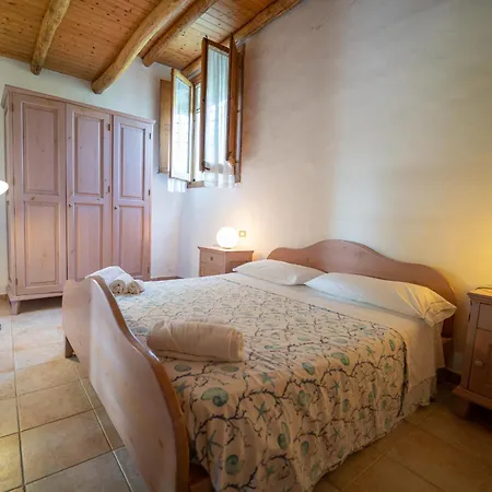 Agriturismo Hibiscus Farm stay *
